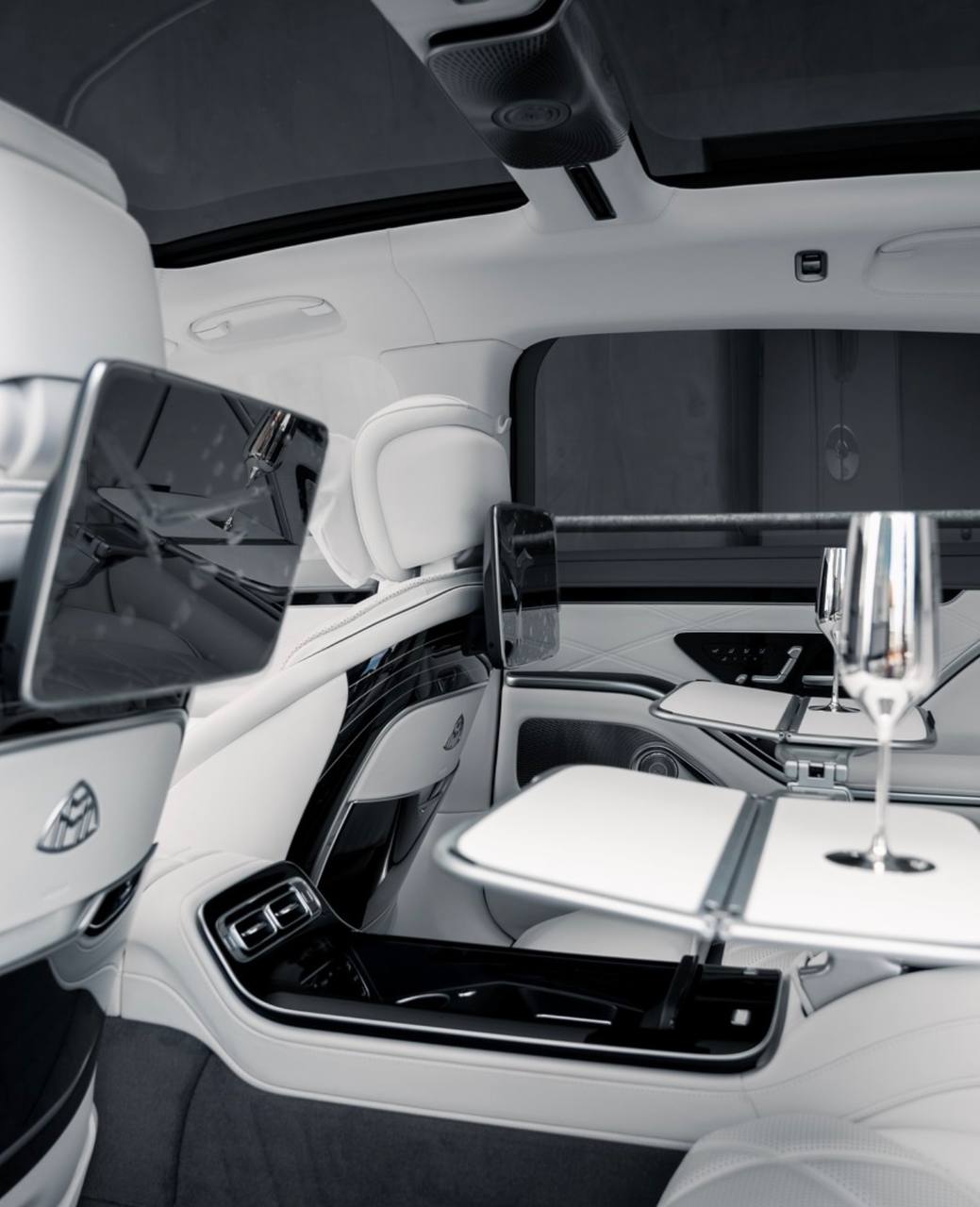 Mercedes-Benz S680