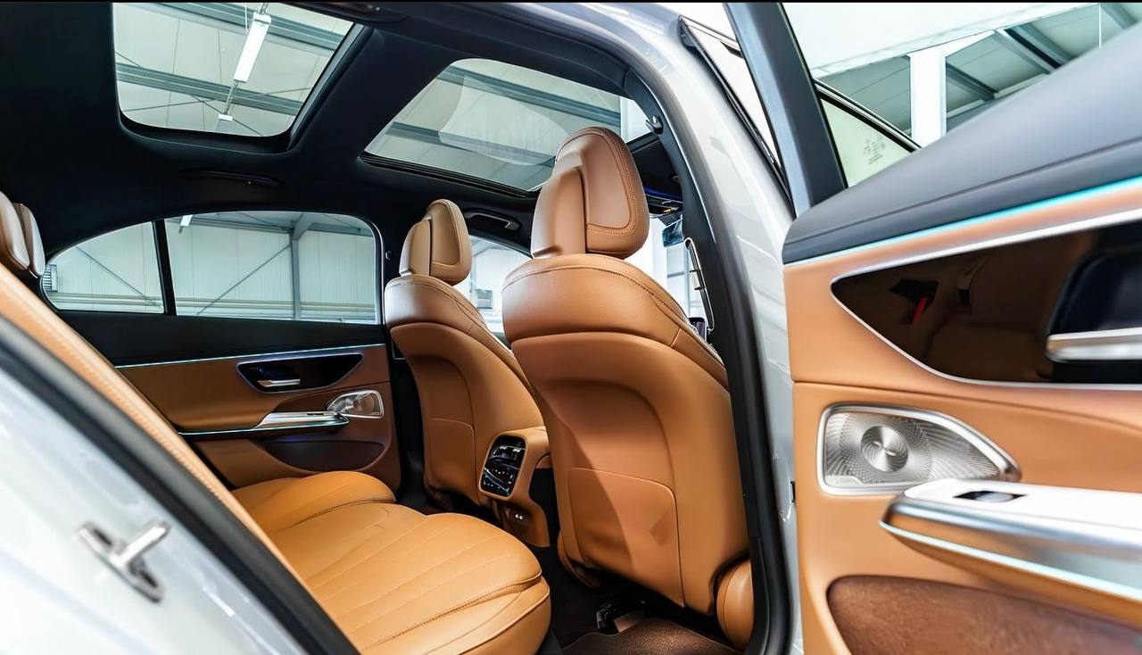 Mercedes-Benz E200