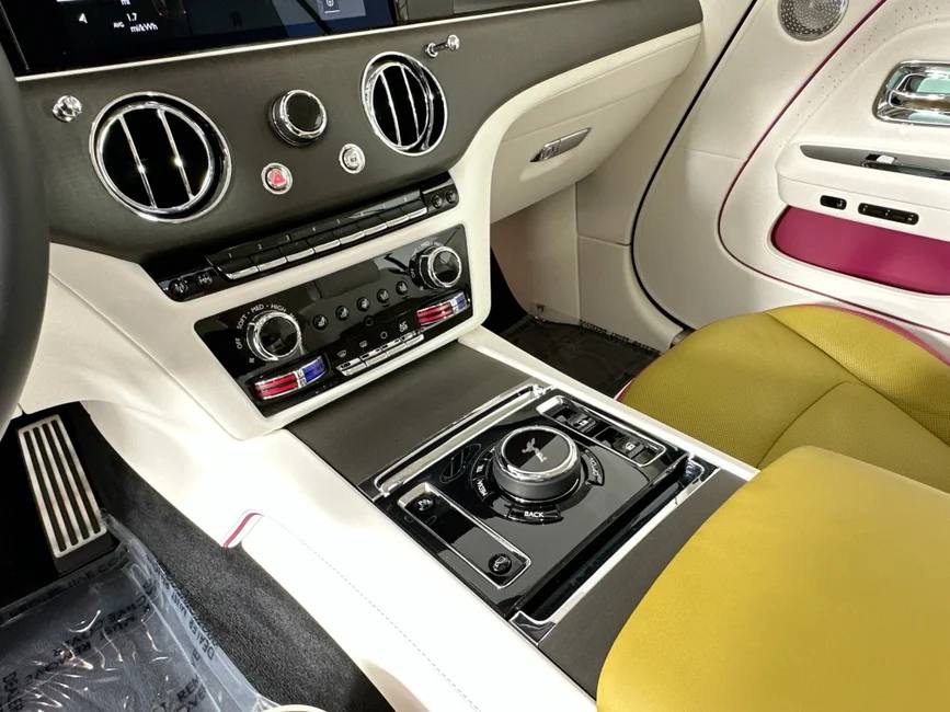 Rolls-Royce Spectre