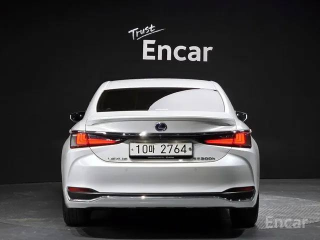 Lexus ES300