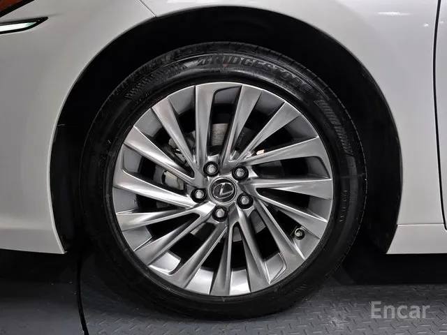 Lexus ES300