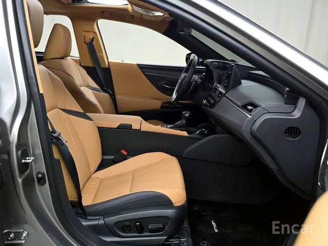 Lexus ES300